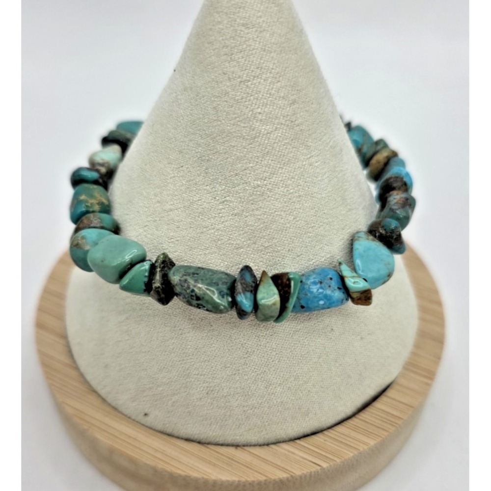 American Turquoise Gemstone Bracelet Natural Stretchy 6 3/4" Round Nuggets Chips